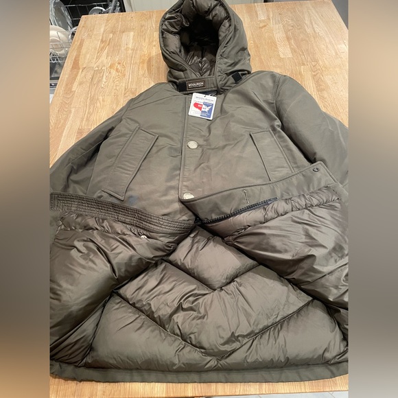 Mens Woolrich artic parka in Ramar cloth - Picture 3 of 8